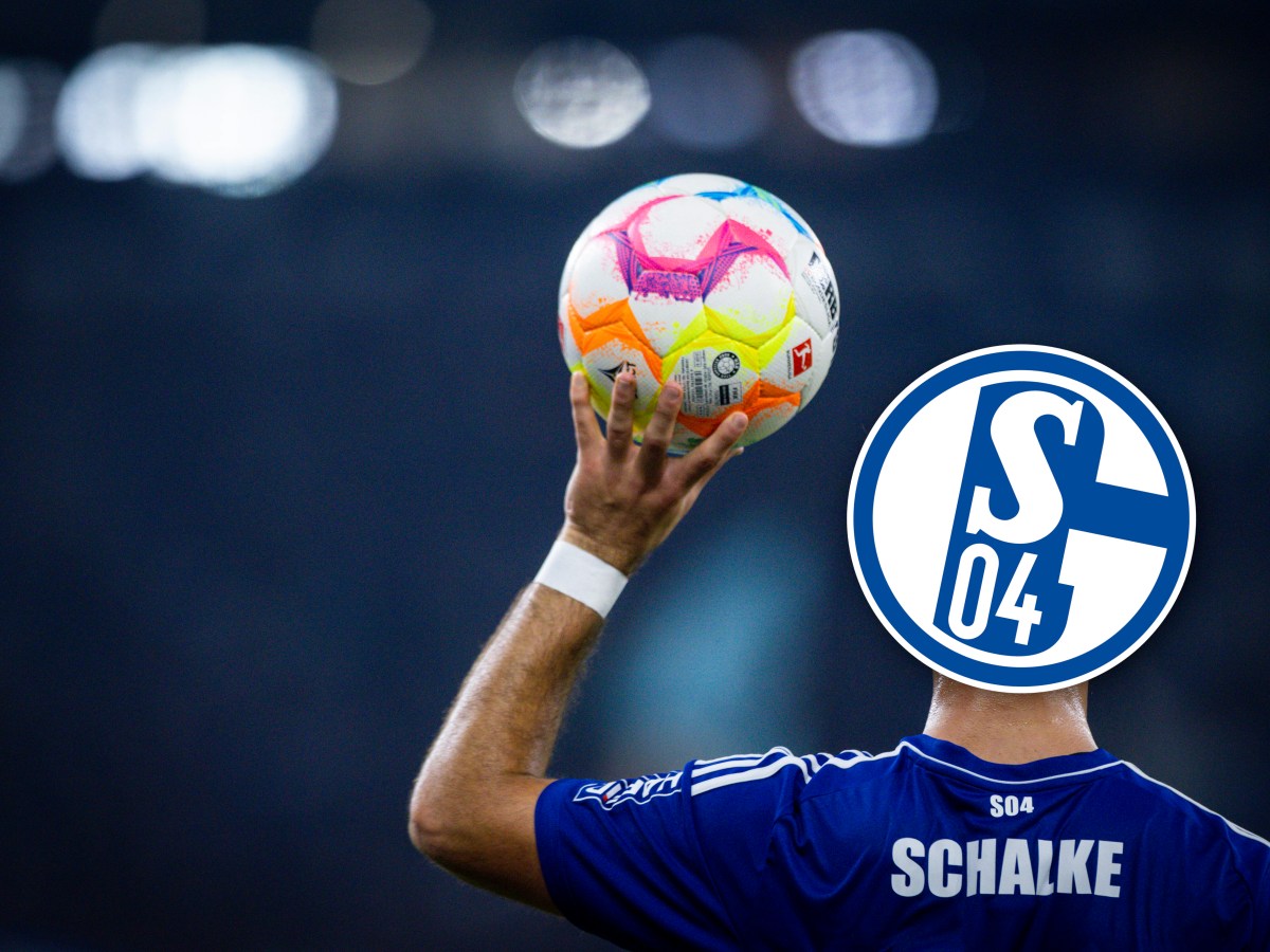 Schalke-Talent Kerim Calhanoglu hat einen Ball in der Hand.