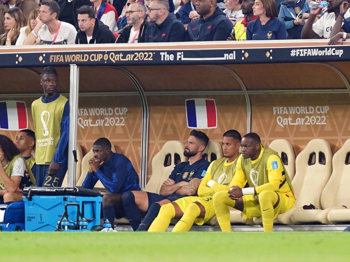 Bei Argentinien - Frankreich musste Ex-BVB-Skandalnudel Ousmane Dembélé früh vom Platz.