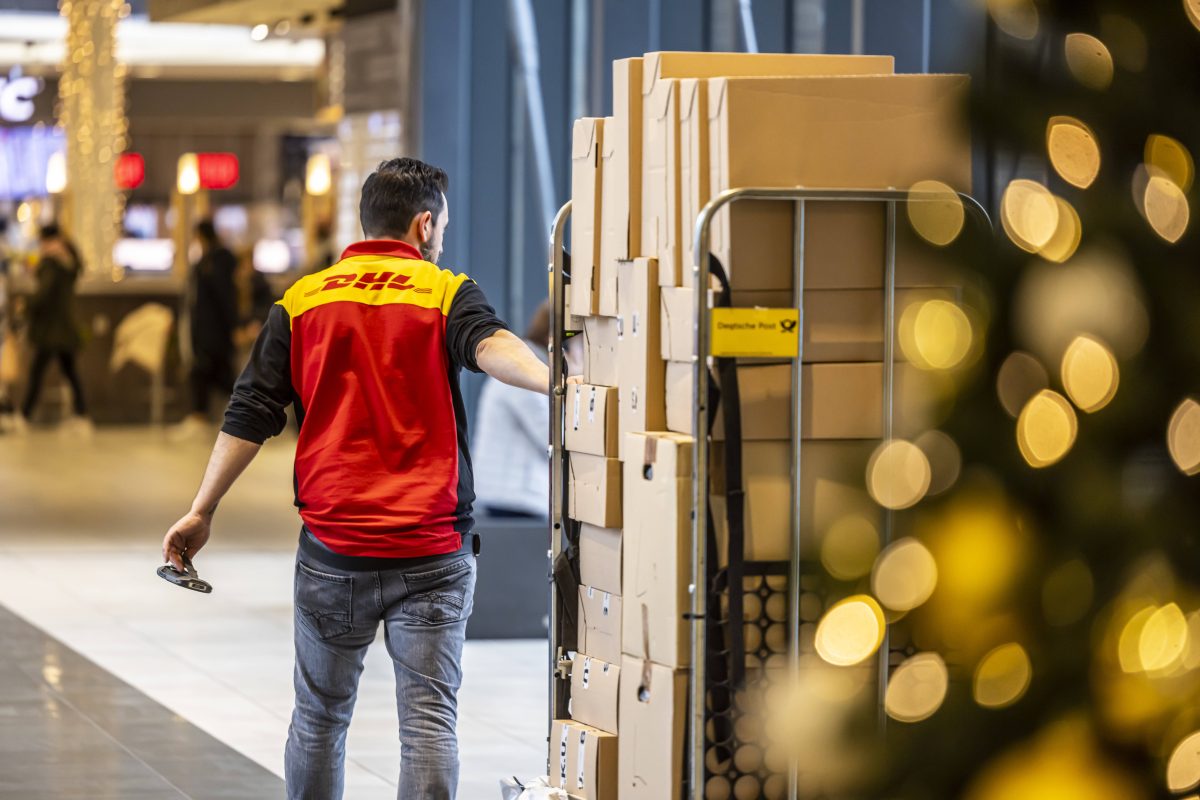 DHL, Hermes und Co Symbolbild