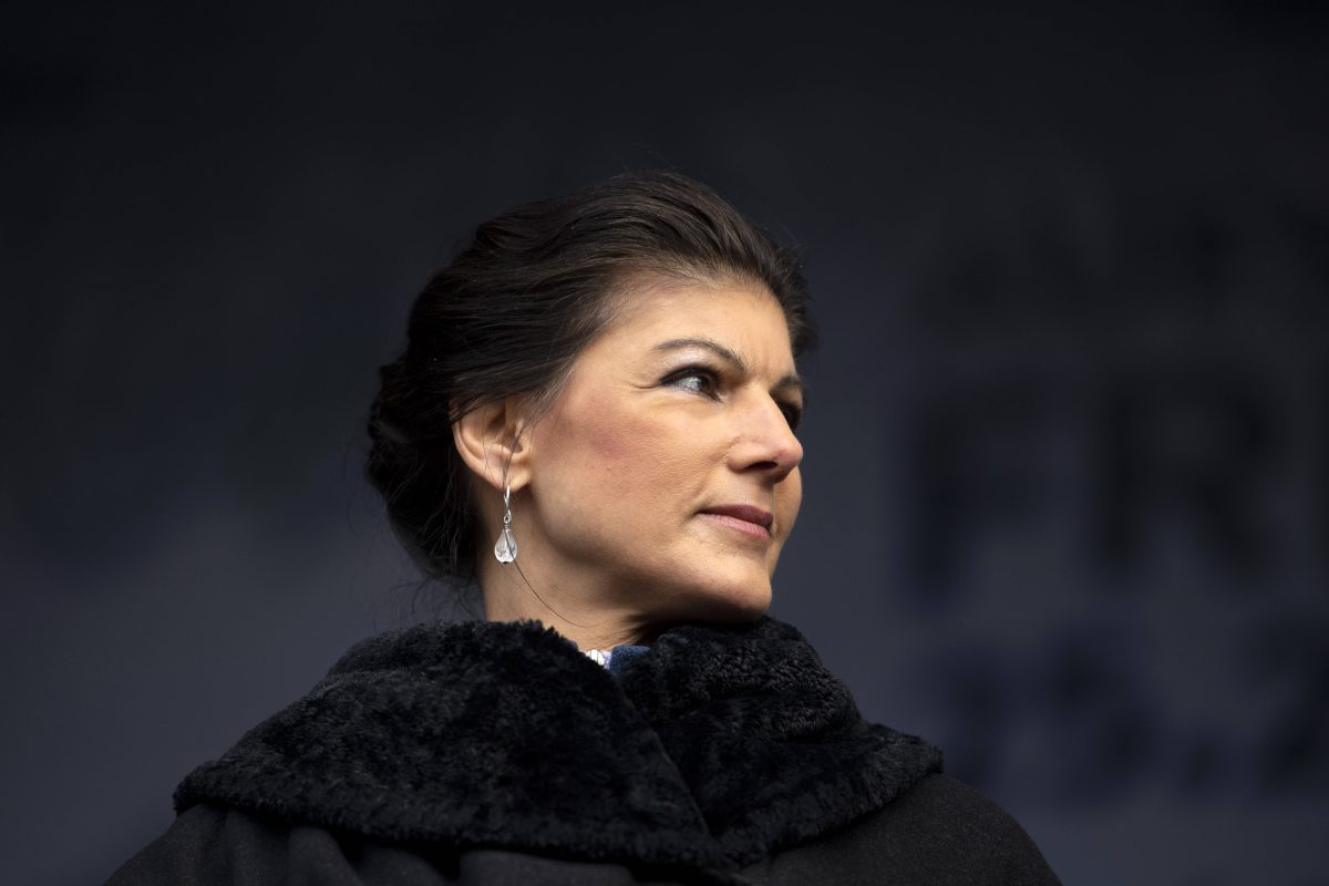 Sahra Wagenknecht weist die Verantwortung für die aktuelle Lage der Linkspartei zurück. Dabei spielt sie weiter mit dem Gedanken an eine Parteineugründung.