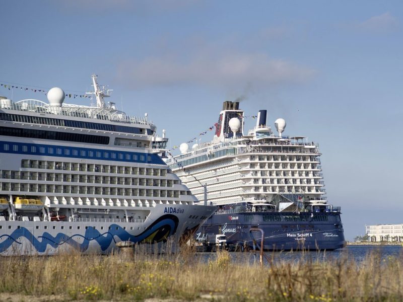 Kreuzfahrt-Schiffe von Aida und Tui