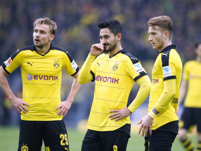 Marcel Schmelzer gemeinsam mit Ilkay Gündogan und Marco Reus bei Borussia Dortmund.