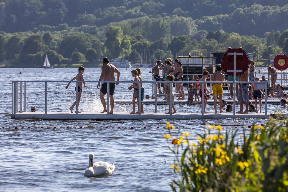 Essen, NRW, Baldeneysee, Seaside Beach, Badegäste