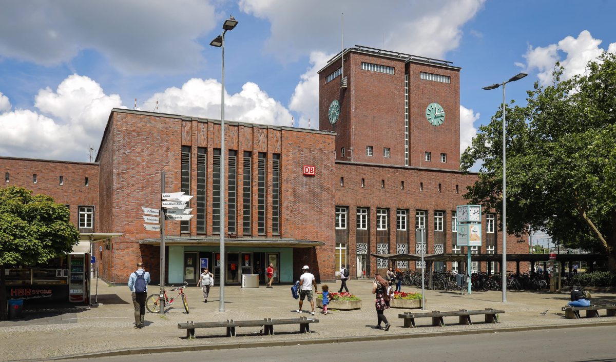 Oberhausen Hauptbahnhof Vorplatz