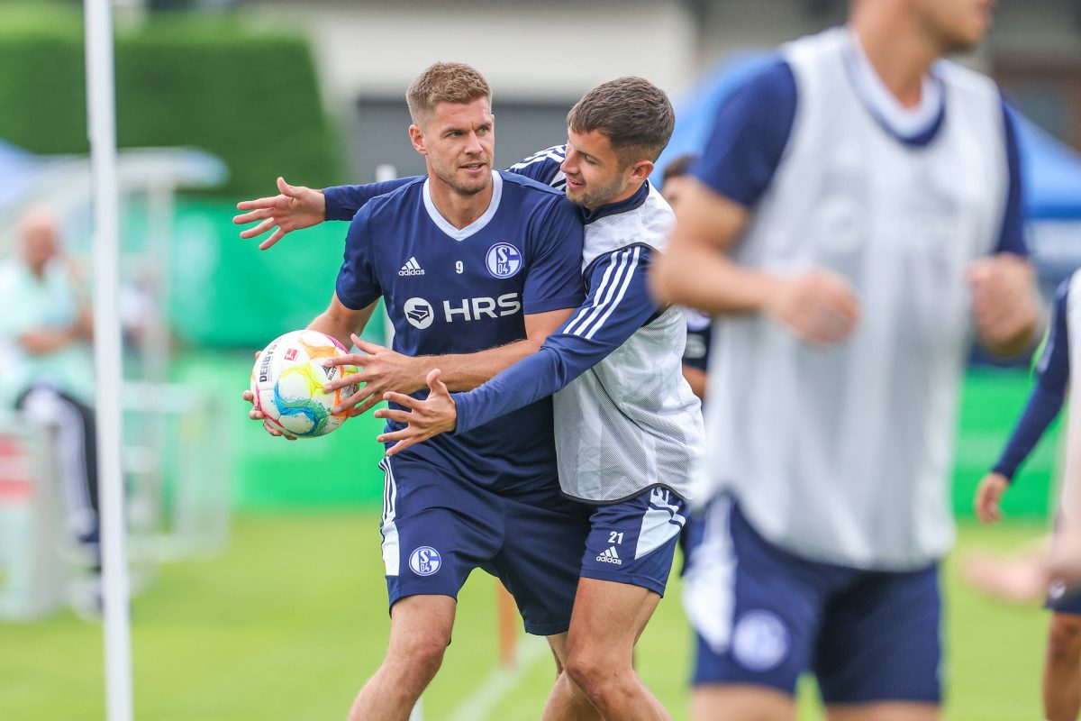 Was passiert im Sommer beim FC Schalke 04?