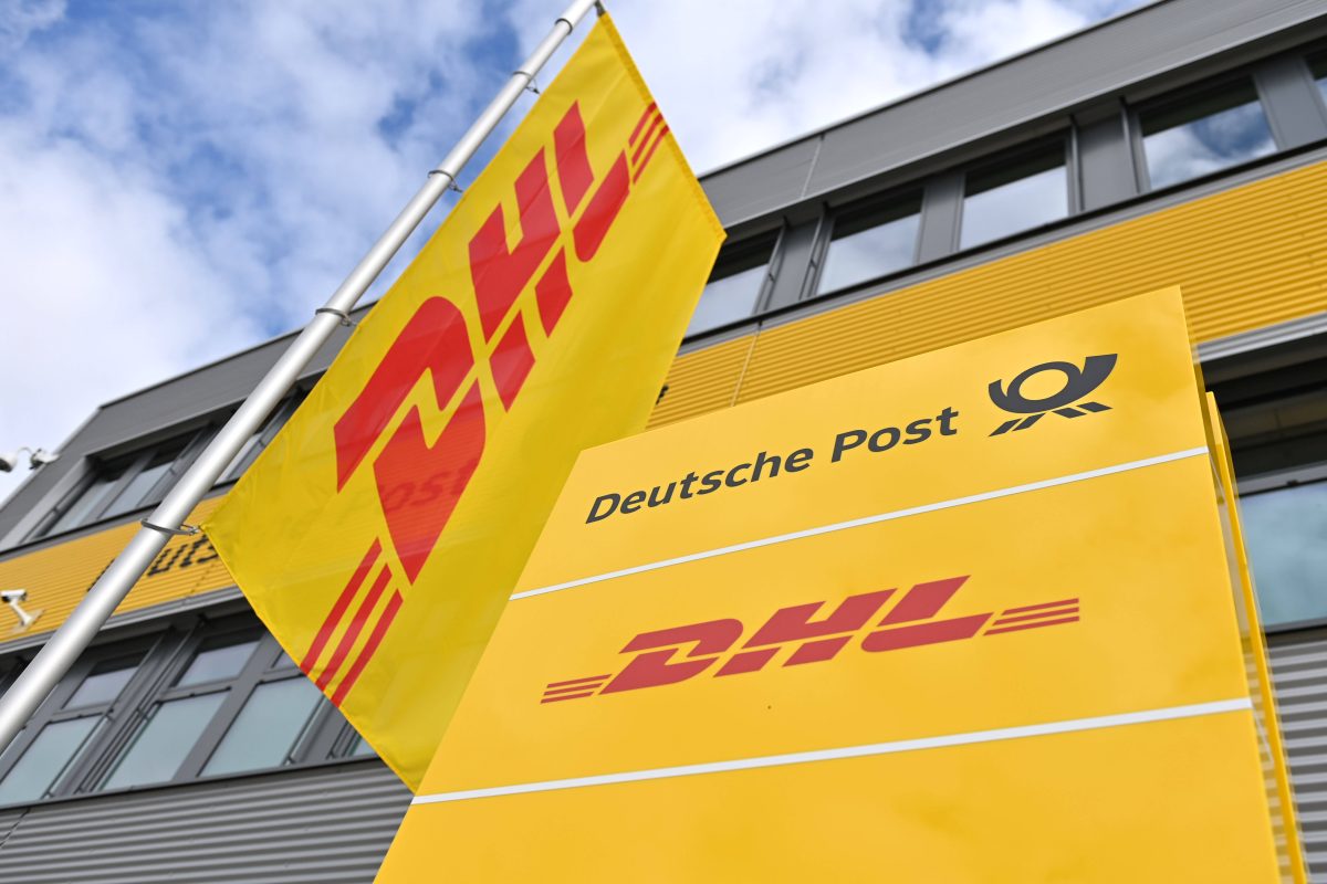 DHL geht wieder eine Kooperation mit Kleinanzeigen an. Kunden können sich bis zum 15. September auf kostenlosen Versand freuen.