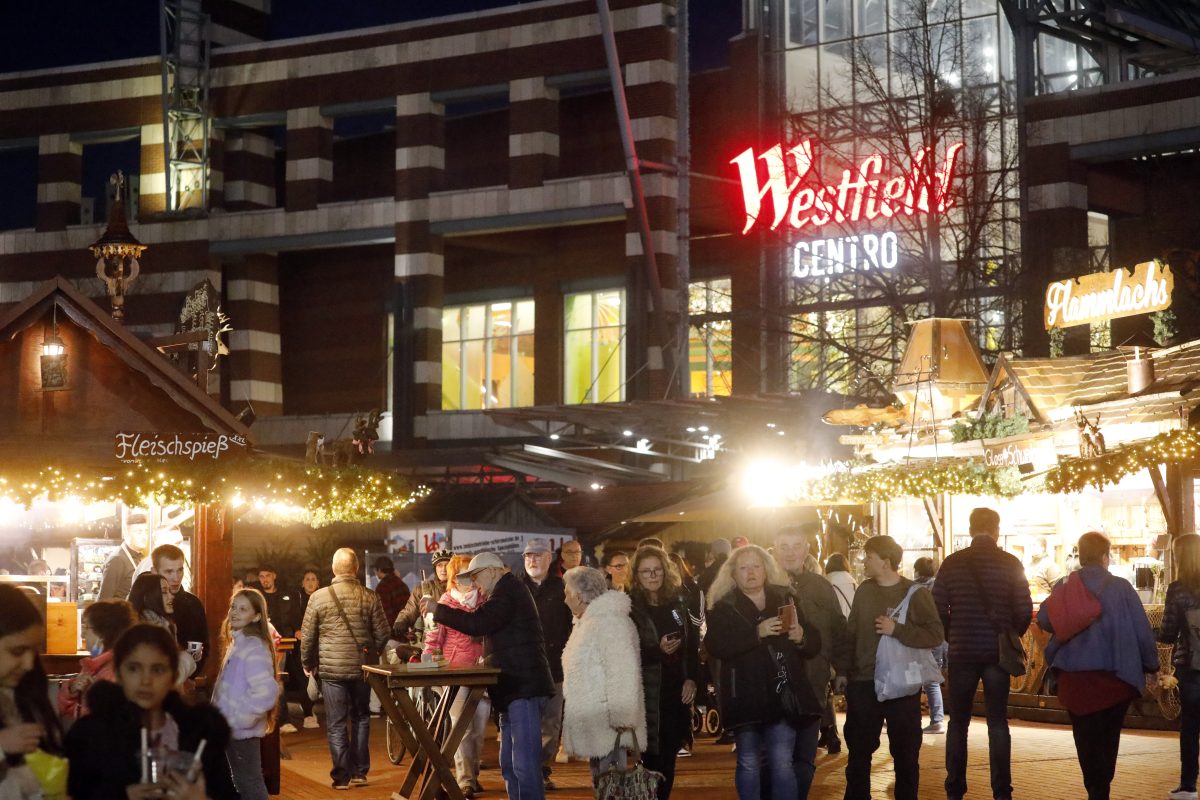 Weihnachtsmarkt am Centro Oberhausen.