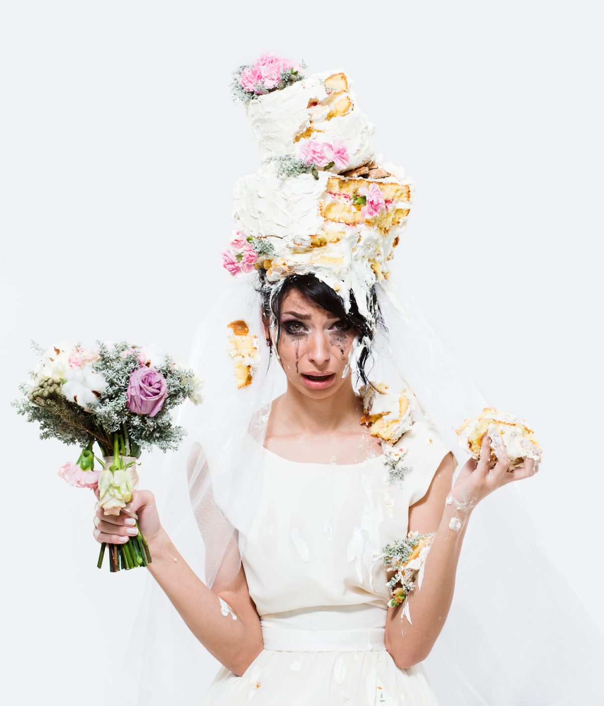 Eine Braut aus den USA stÃ¼rzte kurz vor ihrer Hochzeit schwer und landete im Rollstuhl. Heiraten wollte sie trotzdem.