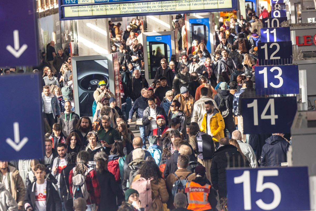 Steigt der Preis beim Deutschlandticket, sorgt das für Einbrüche der Nutzerzahl.