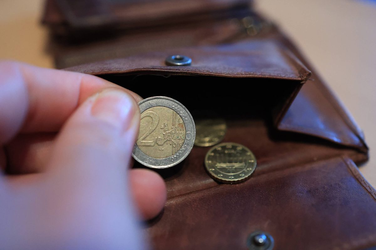 2-Euro-MÃ¼nze im Portemonnaie