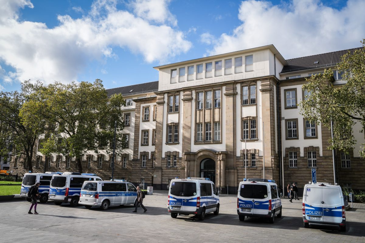 Bombendrohung an Schulen in Duisburg