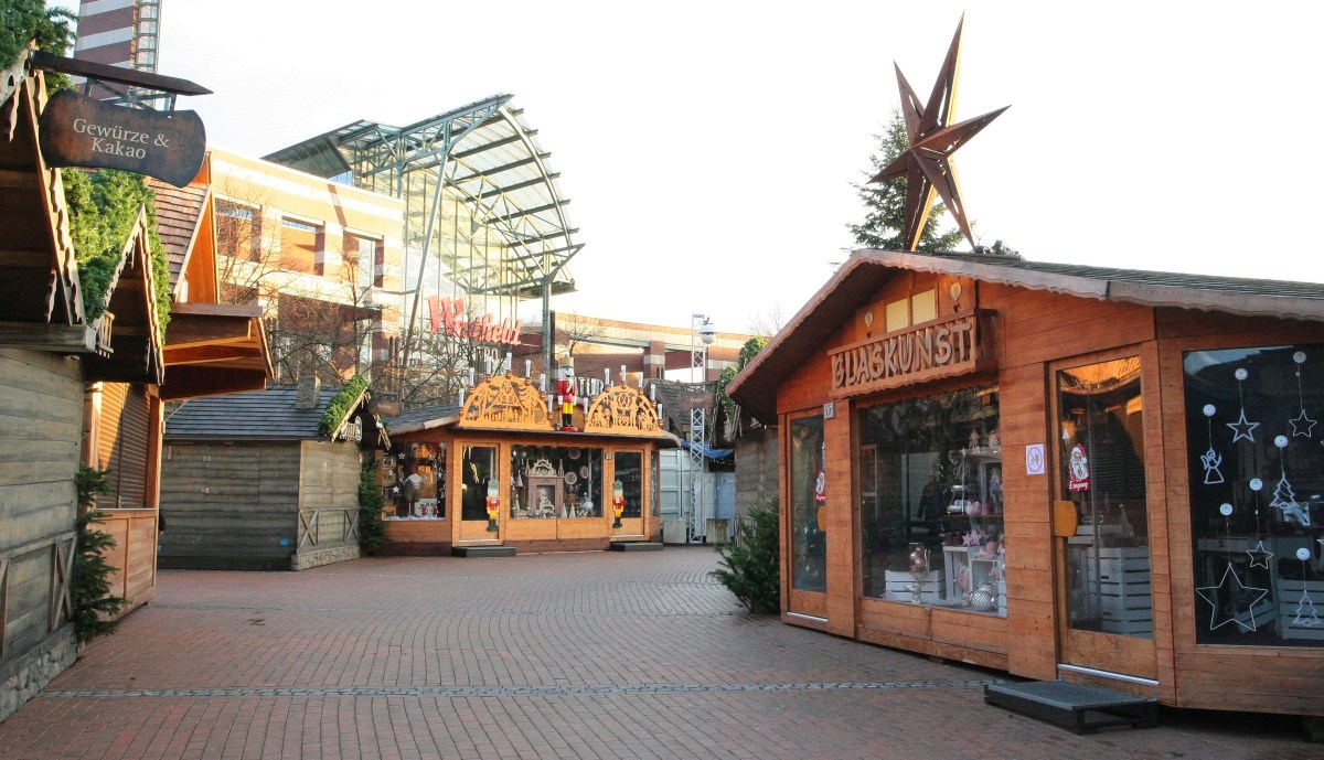 Weihnachtsmarkt am Centro Oberhausen: Letzte Vorbereitungen laufen