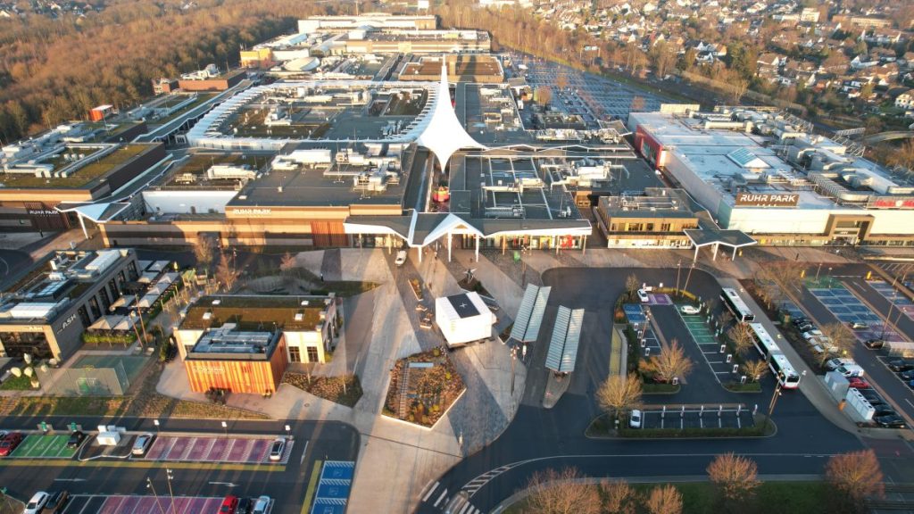 Der Ruhr Park Bochum aus der Luftansicht.