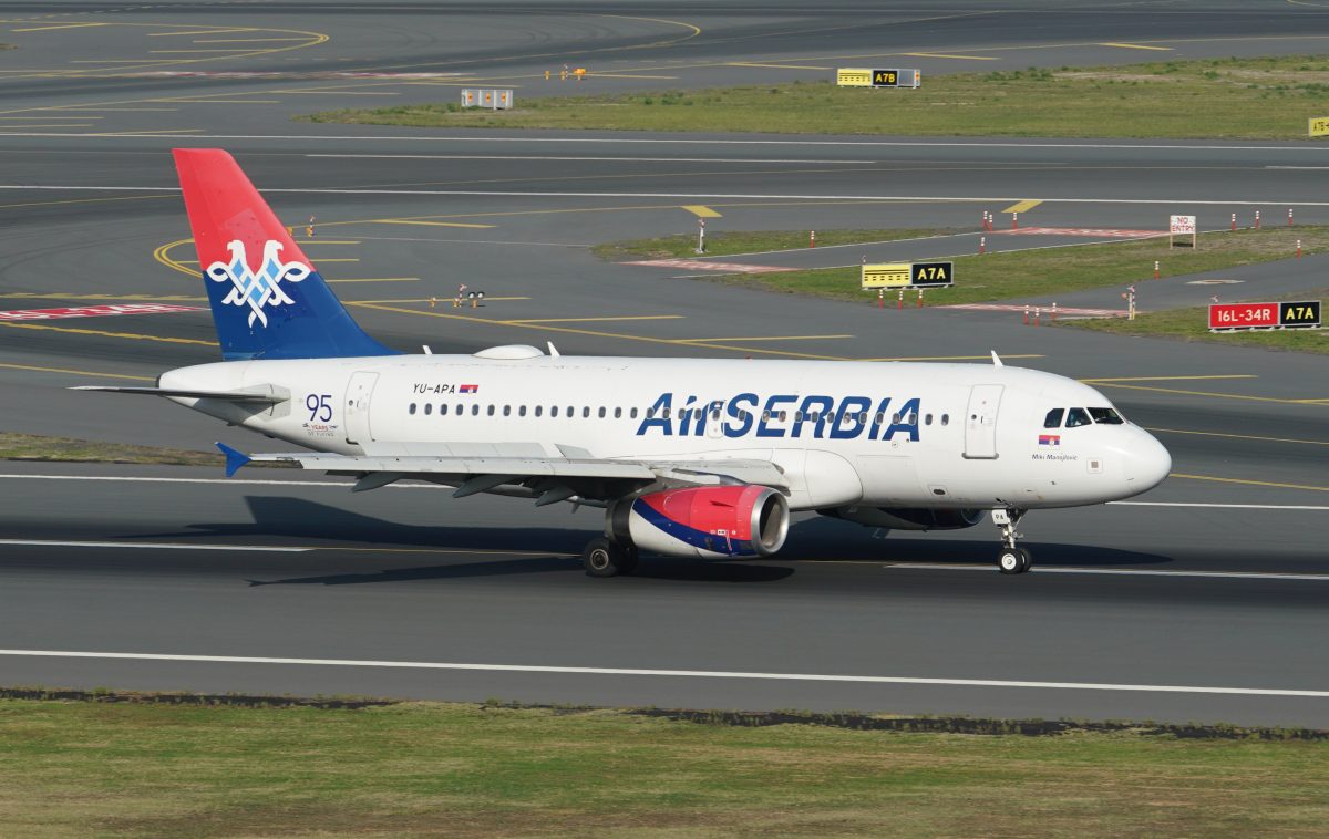 Flughafen Düsseldorf Air Serbia