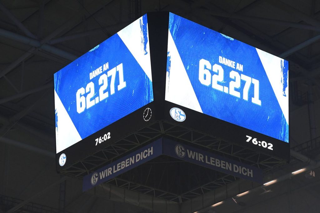 Mit über 62.000 Zuschauerplätzen verfügt Schalke 04 über das größte Stadion in der zweiten Bundesliga.