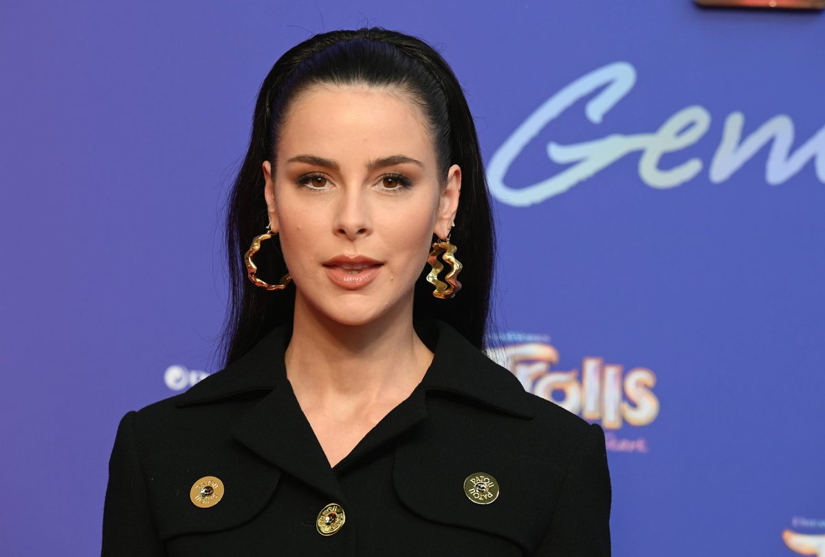 Lena Meyer-Landrut gewÃ¤hrt in ihrem neuesten Video intime Einblicke. Dabei gibt sich die SÃ¤ngerin so offen wie noch nie...