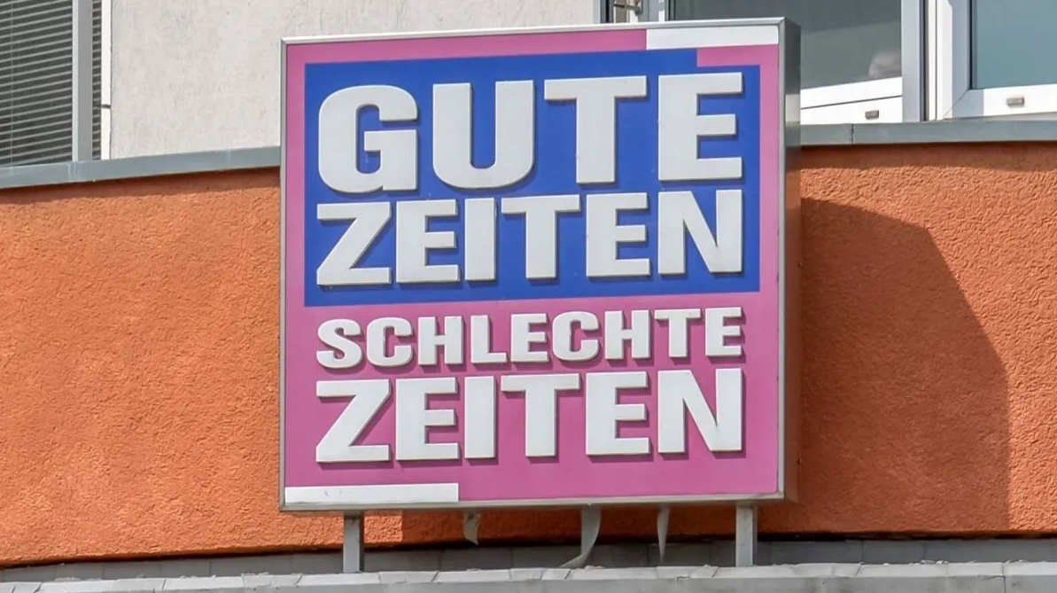 Bei "GZSZ" müssen die Fans nun tapfer sein: Gleich zwei Schauspieler verlassen den Kolle-Kiez und mit ihnen ihre geschätzten Charaktere...