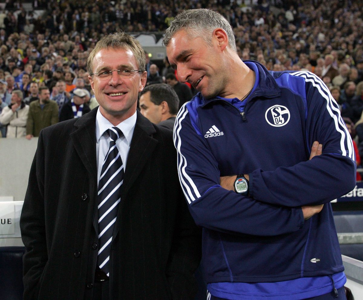 Ex-Schalke-Trainer Ralf Rangnick (l.) könnte beim FC Bayern anheuern.