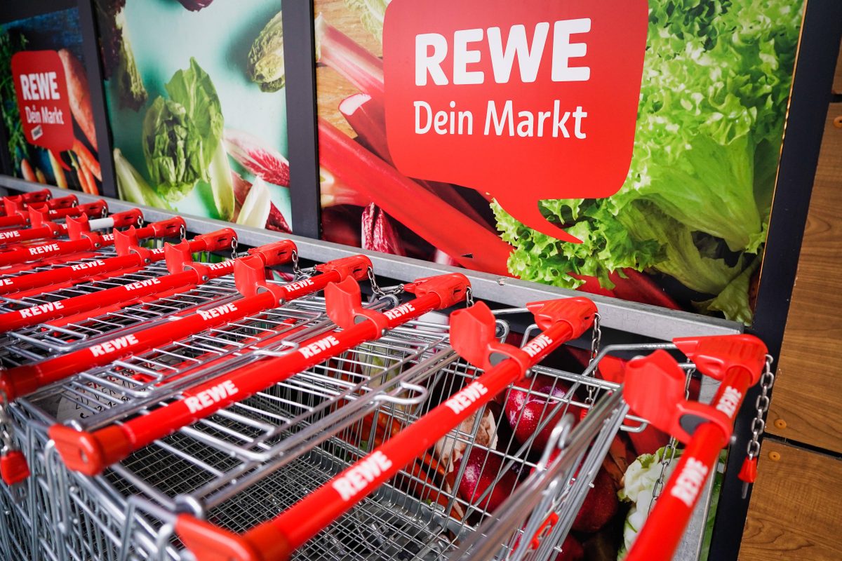 Rewe plant Neuerung bei Einkaufswagen. Künstliche Intelligenz könnte für Kunden alles verändern.