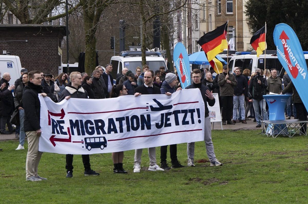 Junge AnhÃ¤nger der AfD.