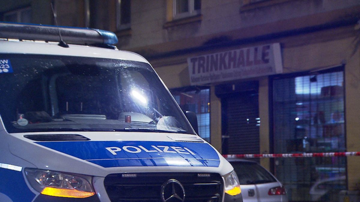 In Dortmund ist ein Streit eskaliert. Nun schwebt eine Person in Lebensgefahr.