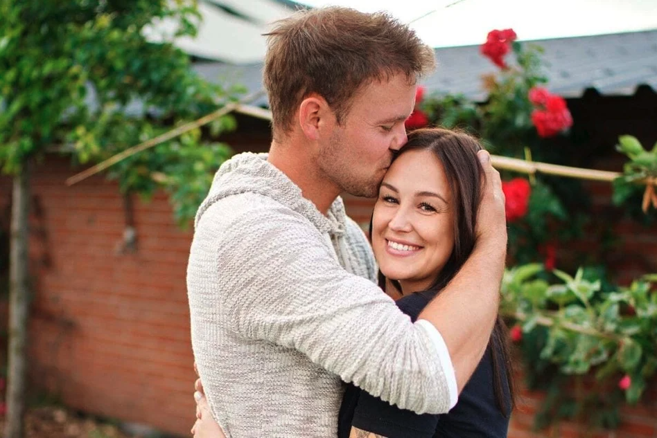 Vom Scheunenfest zum BabyglÃ¼ck: â€žBauer sucht Frauâ€œ-Stars AndrÃ© und Julia verkÃ¼nden nun die freudige Nachricht...