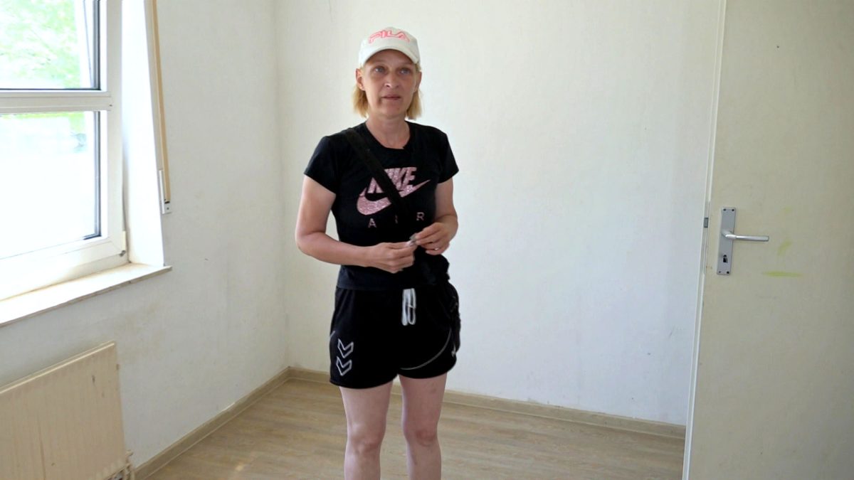 BÃ¼rgergeld-EmpfÃ¤ngerin Christine hat ihre schimmelbefallene Wohnung hinter sich gelassen. Doch jetzt steht sie vor einem neuen Problem...