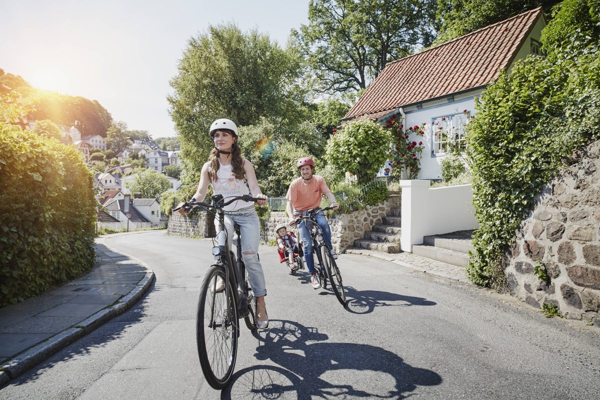 Wer sich im Urlaub nicht an die Verkehrsregeln hält, dem droht ein saftiges Bußgeld.