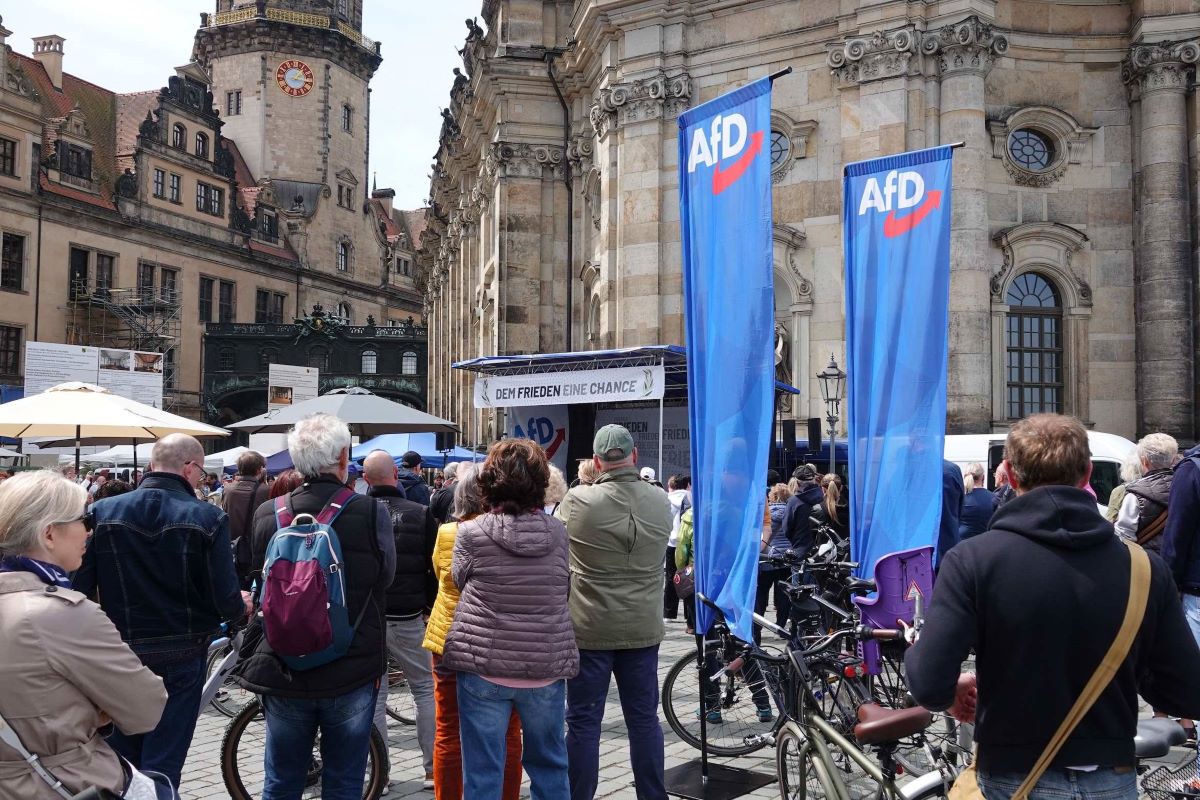Bei einer AfD-Veranstaltung in Dresden lieÃŸen Besucher einen rechten Journalisten abblitzen. (Symbolbild)