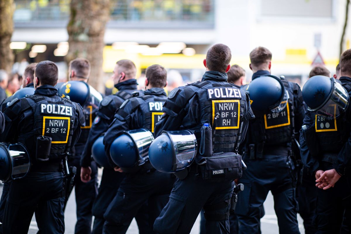 Ein Ableger des Islamischen Staats ruft zu AnschlÃ¤gen bei EM 2024 in Deutschland auf. (Symbolbild)