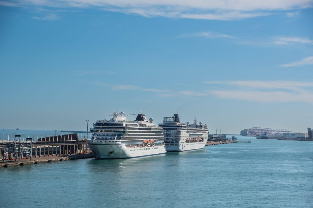 Kreuzfahrt: KapitÃ¤n lÃ¤sst Passagiere wegen enormer VerspÃ¤tung zurÃ¼ck.