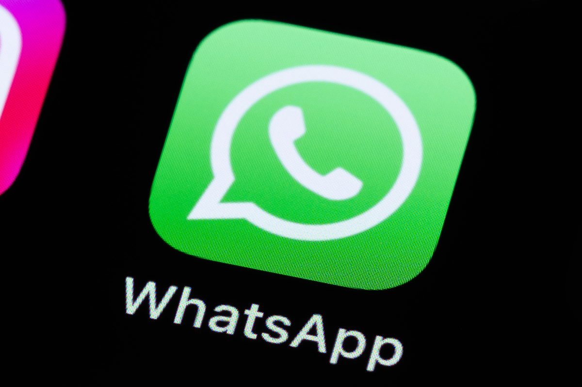 Whatsapp steht vor einer schwerwiegenden Entscheidung. Zieht sich der beliebte Messenger komplett aus Indien zurück?