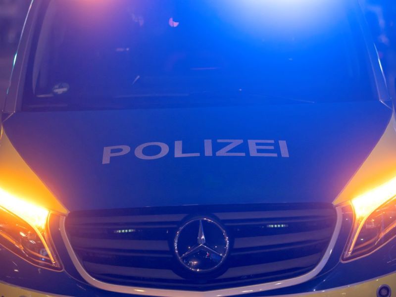 In Kröv in Rheinland-Pfalz griff die Polizei nach Nazi-Parolen auf einer Party knallhart durch. (Symbolbild)