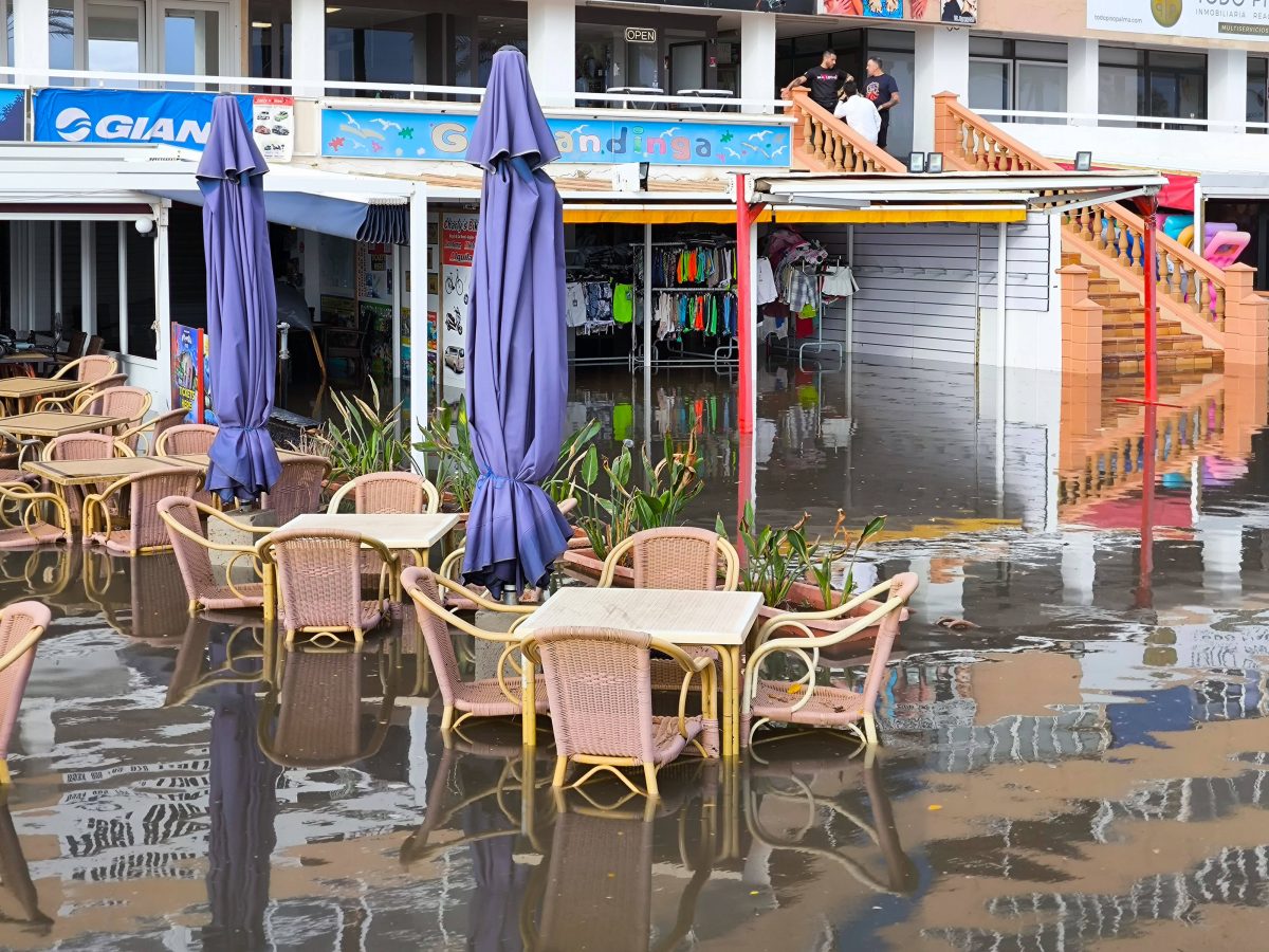 Urlaub auf Mallorca: Übles Regen-Wetter sorgt für Chaos.