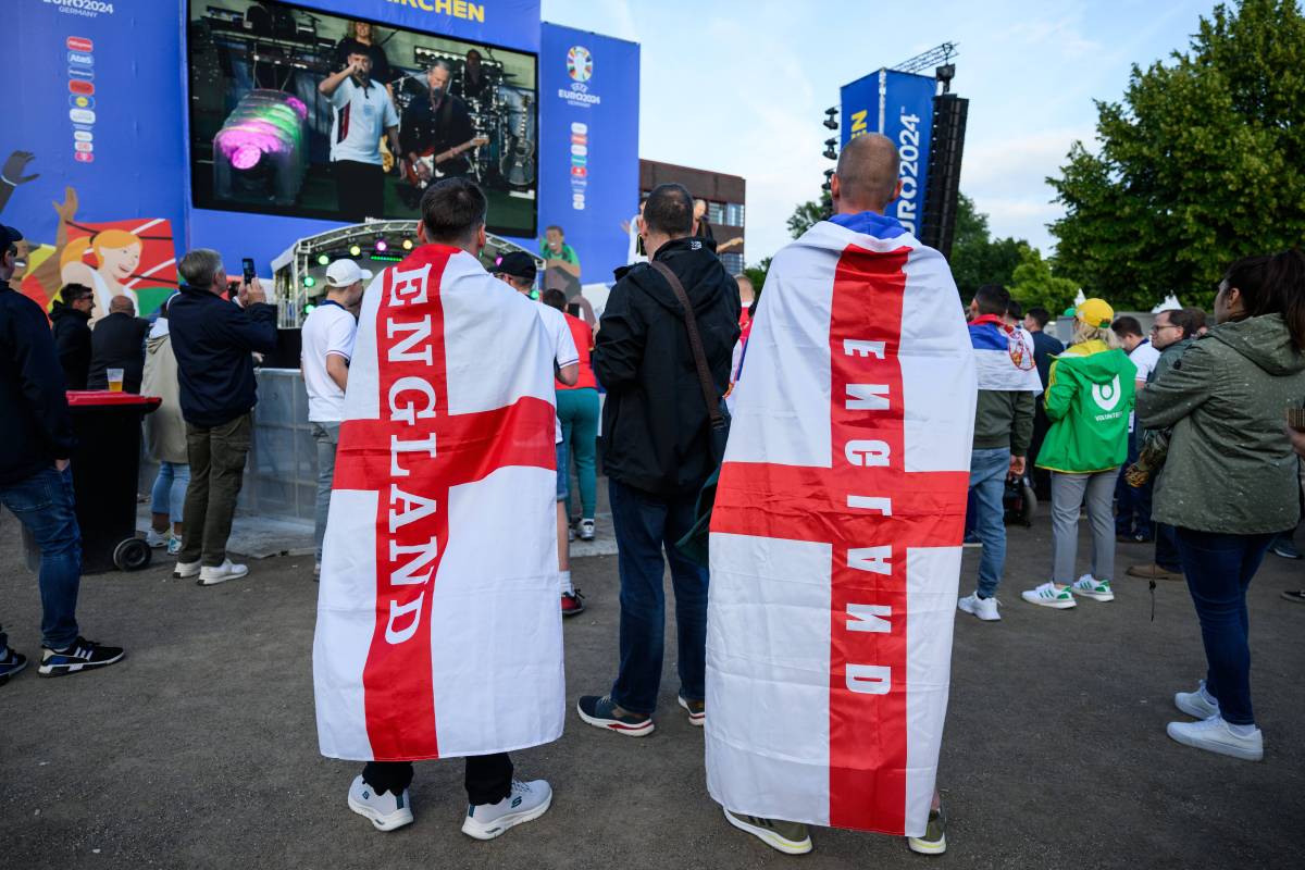 Gegen wen trifft England im Achtelfinale der EM 2024? Für die Anhänger der "Three Lions" ist klar: Es soll nicht das DFB-Team werden.