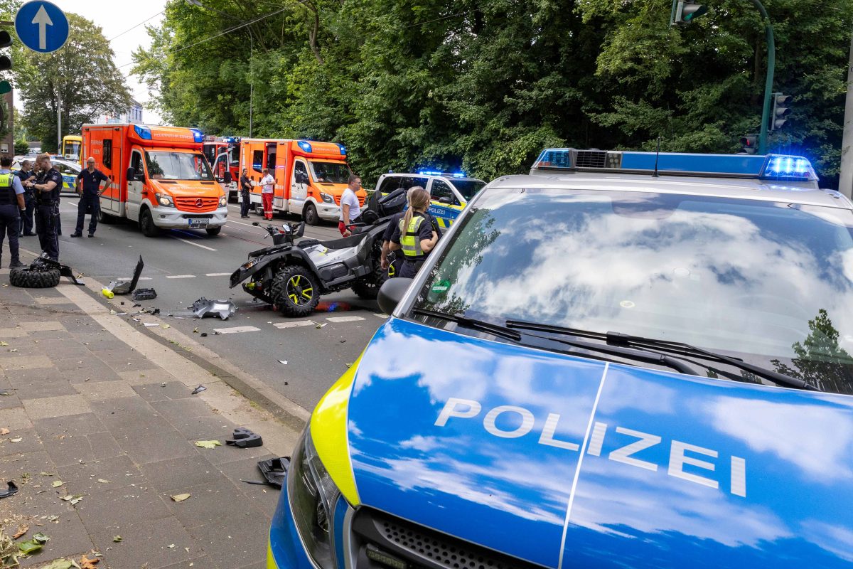 Verkehrsunfall in Essen, anschließend kam es zu einer Schlägerei