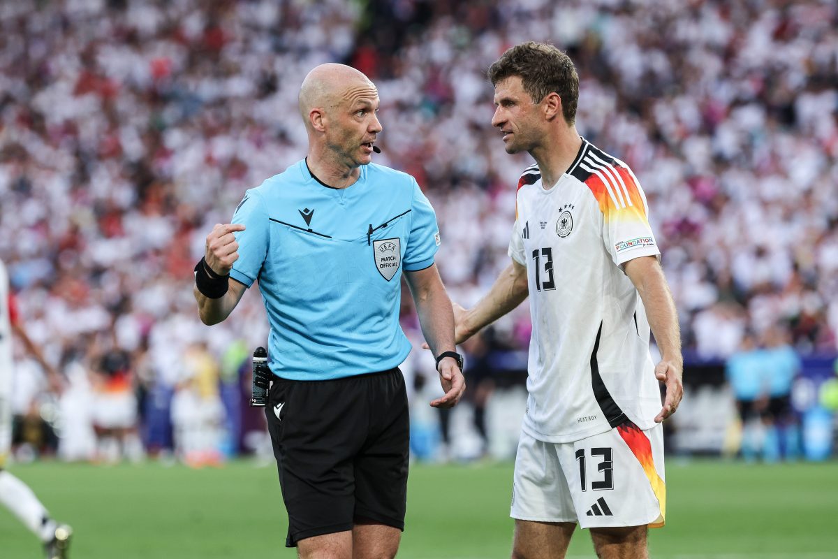 Die UEFA schickt Anthony Taylor nach Hause.