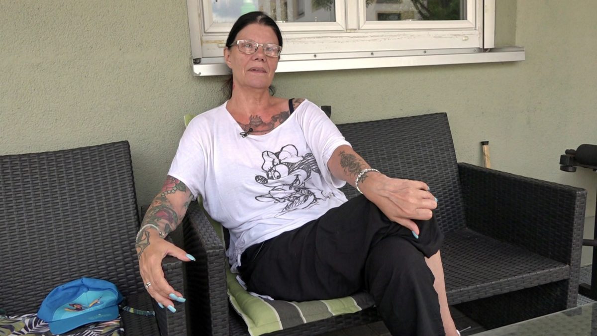 Um sich zusÃ¤tzlich zum BÃ¼rgergeld etwas dazuzuverdienen, nehmen Ela und Beate einen Minijob an. Doch das erweist sich als BÃ¤rendienst...