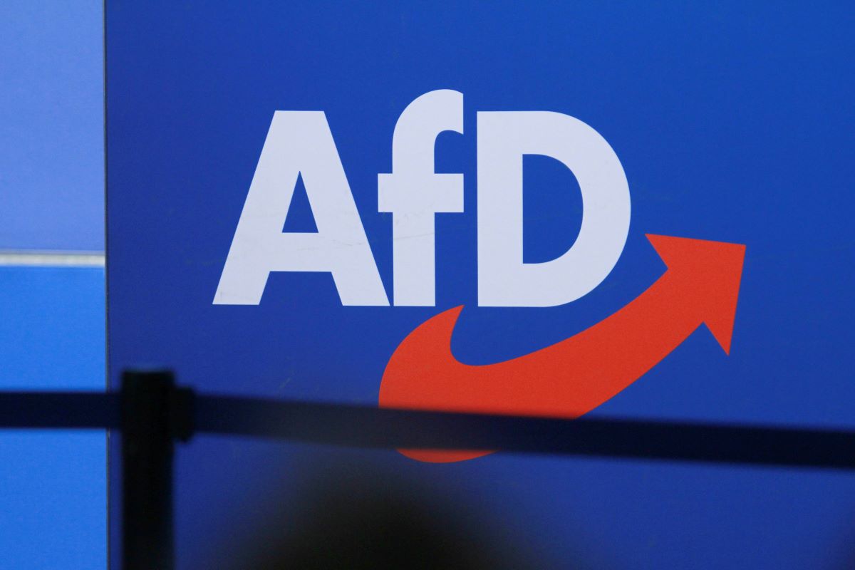 AfD-Politiker HohlochÂ sorgt vor einer Grundschulklasse fÃ¼r einen Skandal.