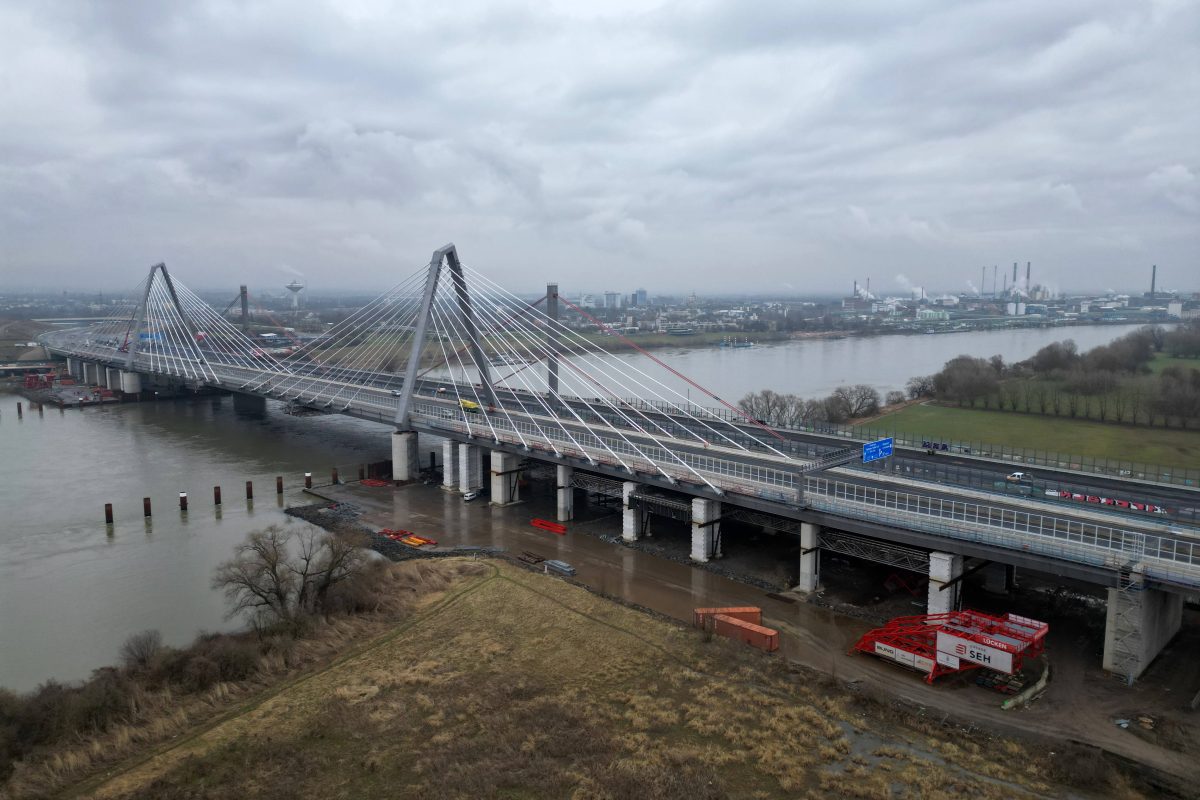 A1 in NRW Leverkusen Brücke