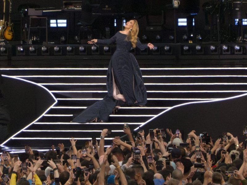 Während des zweiten Adele-Konzerts in München kam es zu einer Unterbrechung!