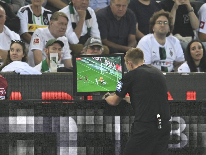 Das Bundesliga-Auftaktspiel Gladbach - Leverkusen hat für mächtig Aufsehen gesorgt. Nach dem großen Ärger über den VAR ist jetzt alles klar.
