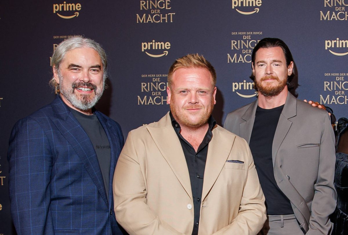 Die Stars von „Der Herr der Ringe: Die Ringe der Macht“ rühren kräftig die Werbetrommel – und halten dabei selbst vor Spoilern nicht zurück...