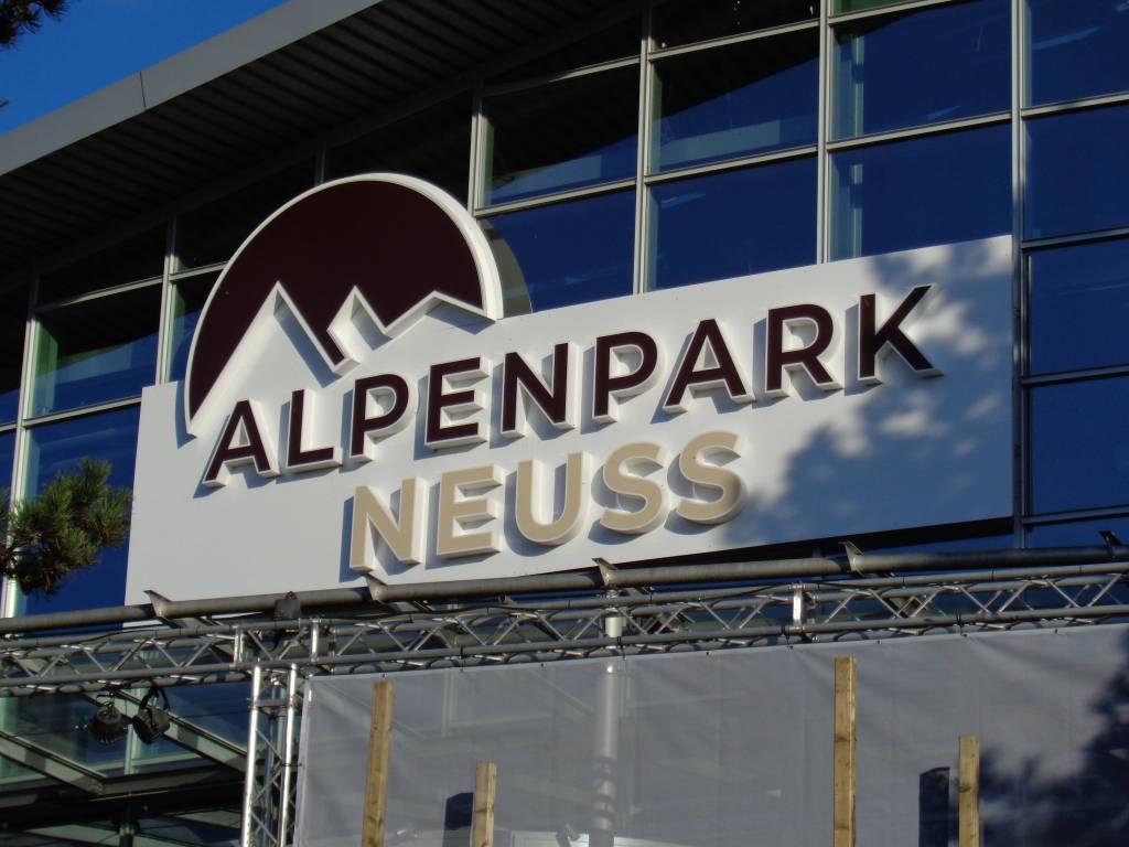 Logo vom Alpenpark Neuss.