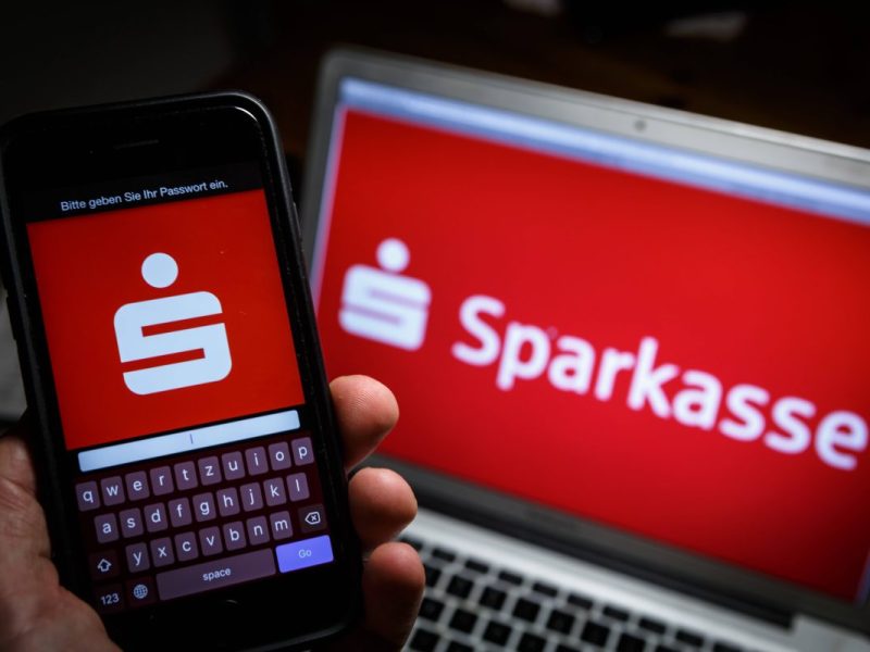 Sparkasse: Mail geht um.