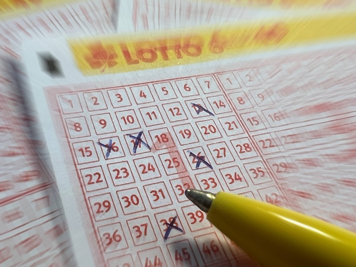 Ein Lotto-Spieler wollte seinen Gewinn nicht für sich behalten.