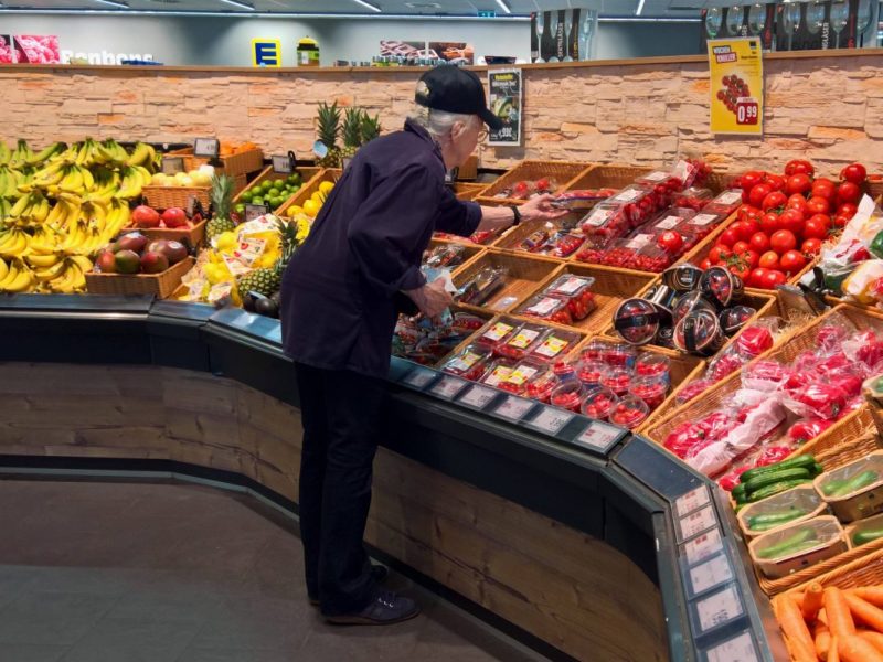 Edeka, Rewe und Co.: Insider packen aus – Finger weg von diesem Obst!