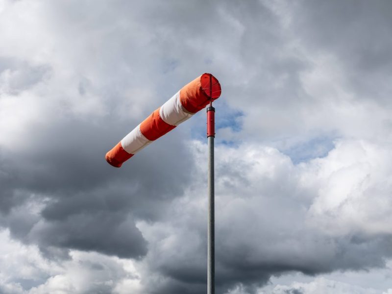 Wetter in NRW: Experte schlägt Hände über dem Kopf zusammen – „Es wird turbulent“