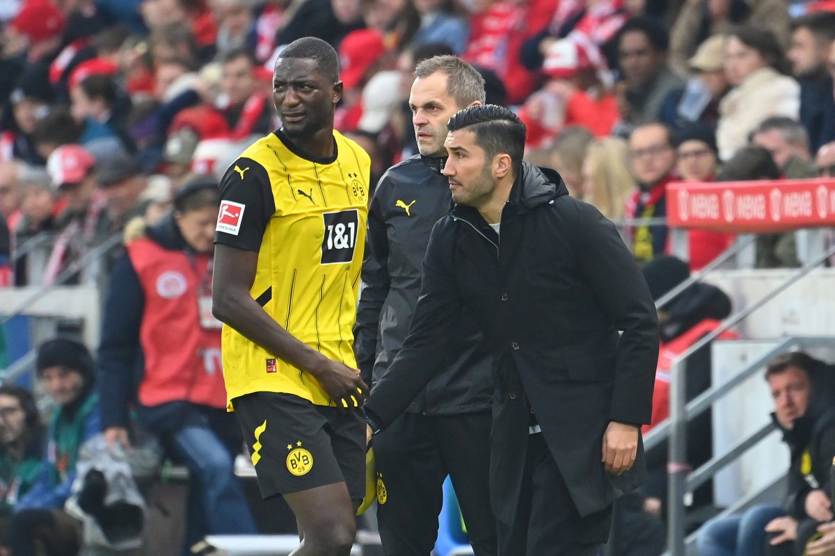 Borussia Dortmund: Nuri Sahin im GesprÃ¤ch mit Serhou Guirassy.