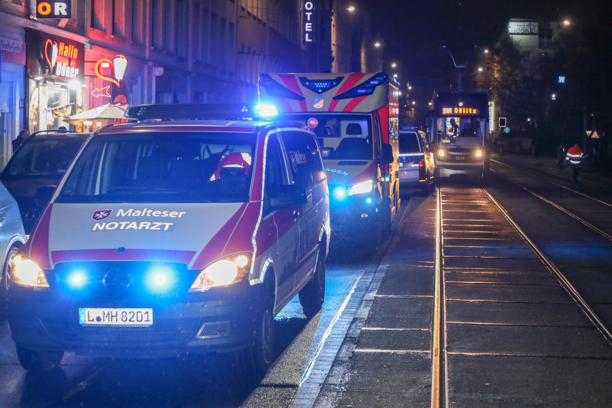 Unfall Essen: StraÃŸenbahn - PKW (Symbolbild)